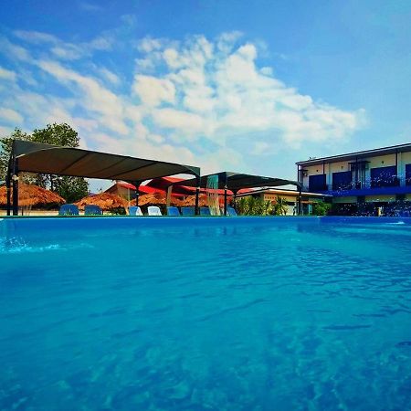 Wixky Hotel Nong Khai Dış mekan fotoğraf